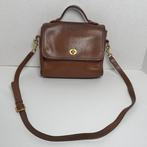 COACH Vintage Court Bag Brown Leather Women's Top Handle Bag